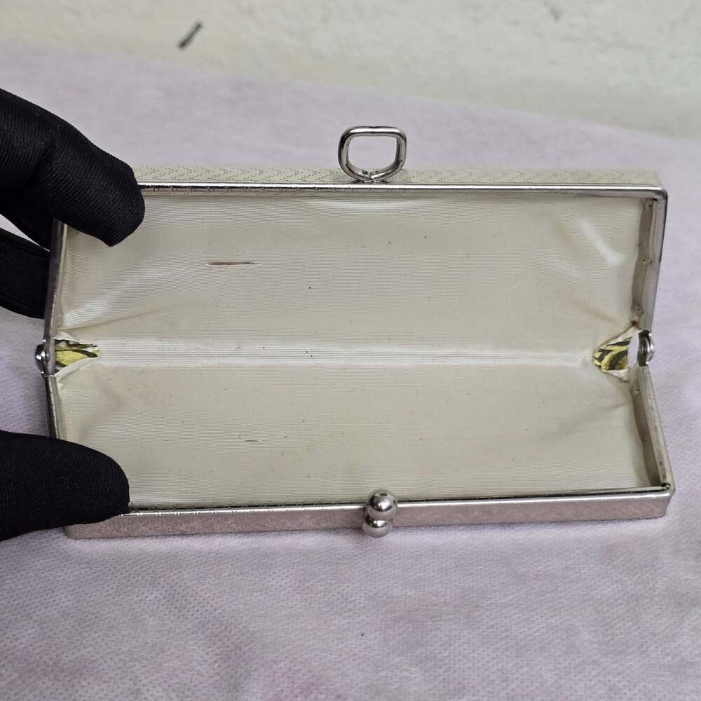 Vintage Mid-Century Hard Shell Case with Black and Yellow Floral Pattern - Picture 3 of 8